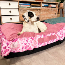 Cargar imagen en el visor de la galería, Pink Stone