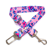 Cargar imagen en el visor de la galería, Animal Pink
